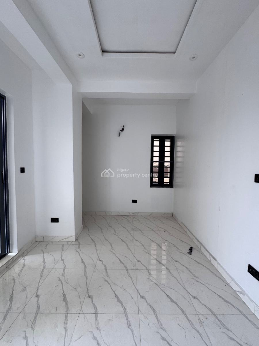 3bedroom Apartment with Pool and Gym, Lekki Phase One, Lekki, Lagos, Flat / Apartment for Rent
