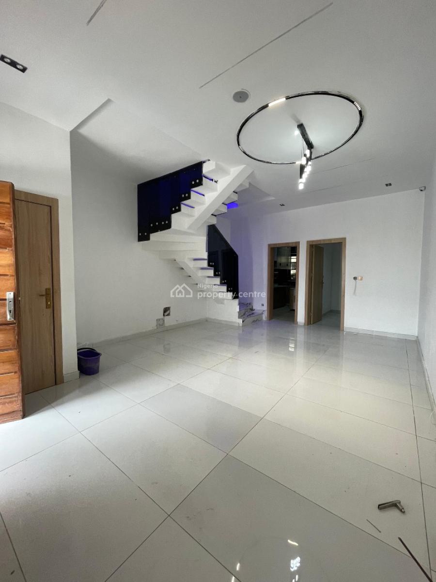 4 Bedroom Terrace Duplex, Ikota, Lekki, Lagos, Terraced Duplex for Sale