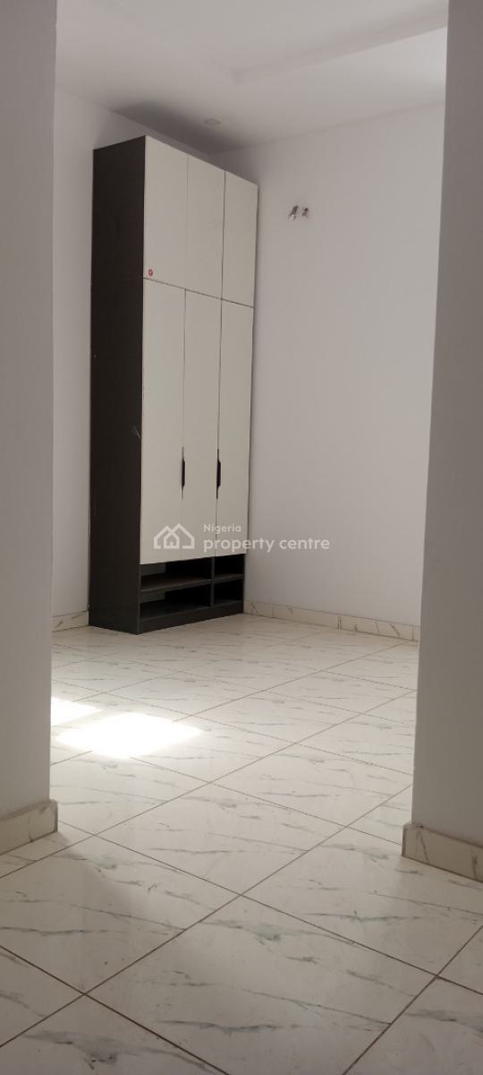 Luxury 2 Bedroom Sharp Apartment in a Flood Free Location, Dominos Pizza Ologolo., Lekki, Lagos, Flat / Apartment for Rent