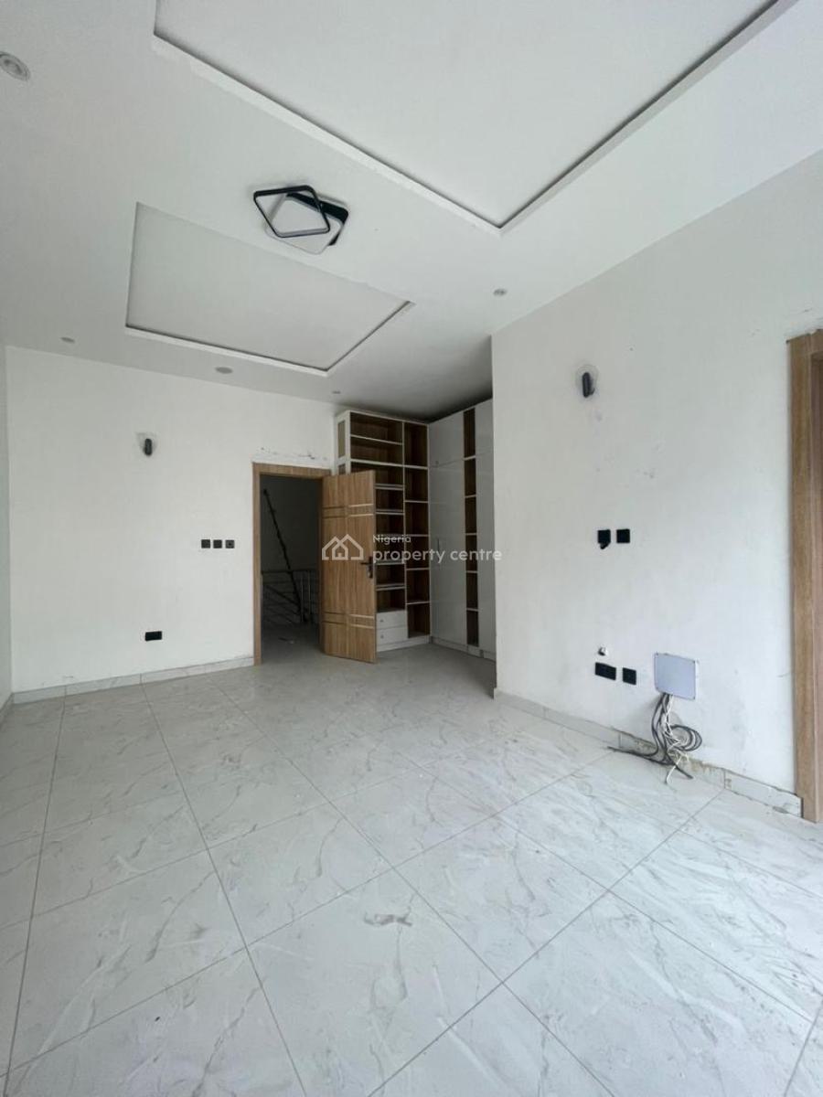 Spacious 3 Bedroom Terrace Duplex with Security Post, Chevron, Lekki, Lagos, Terraced Duplex for Sale
