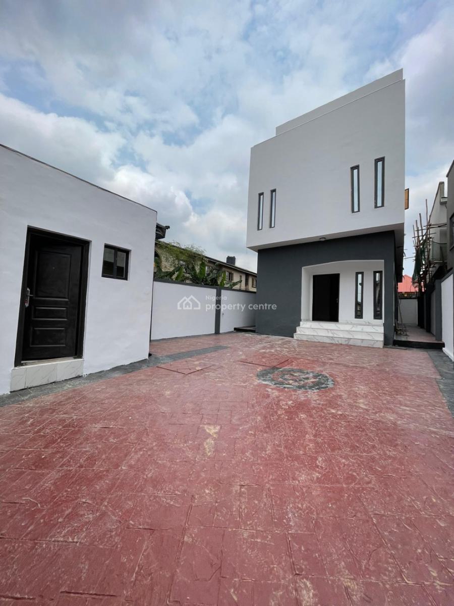 Aesthetically Pleasing 4 Bedroom Detached Duplex Plus Bq with Gate, Gra Phase1,magodo, Gra Phase 1, Magodo, Lagos, Detached Duplex for Sale