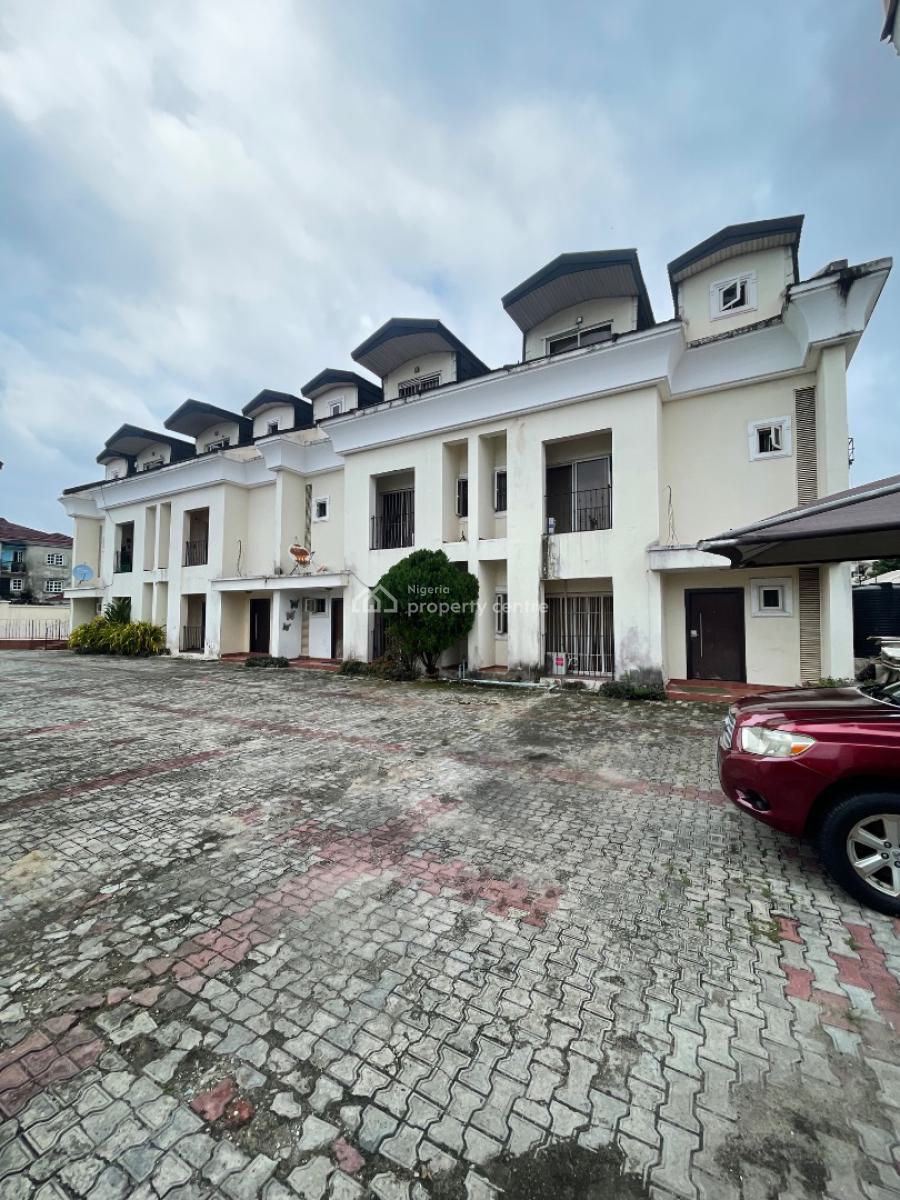 Self-serviced 4 Bedroom Terraced Duplex with Pool, Lekki Phase 1, Lekki, Lagos, Terraced Duplex for Rent