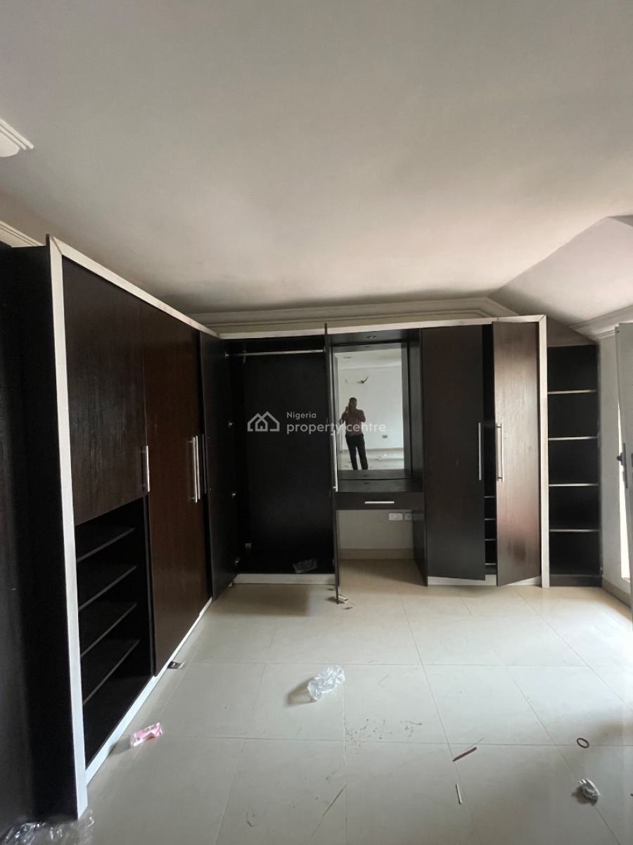 Self-serviced 4 Bedroom Terraced Duplex with Pool, Lekki Phase 1, Lekki, Lagos, Terraced Duplex for Rent
