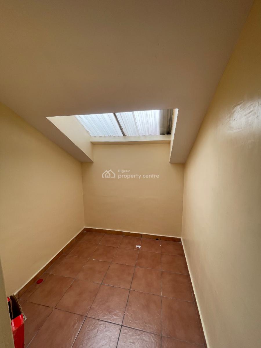 Self-serviced 4 Bedroom Terraced Duplex with Pool, Lekki Phase 1, Lekki, Lagos, Terraced Duplex for Rent