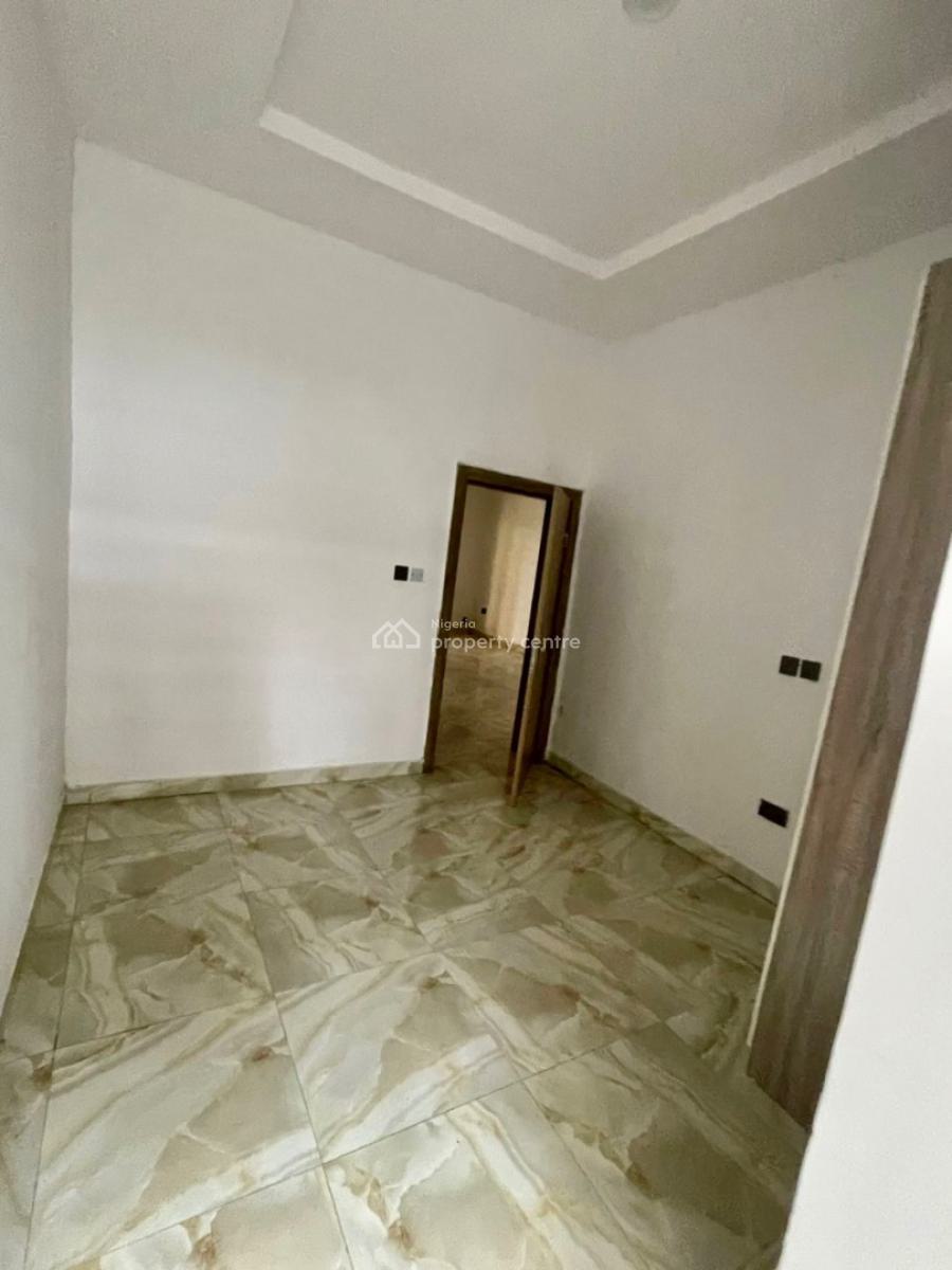 Exquisite and Very Spacious Room and Palour with Fully Kitted Kitchen, Harris Drive, Ikota ( Secured and Serene Estate), Lekki, Lagos, Flat / Apartment for Rent