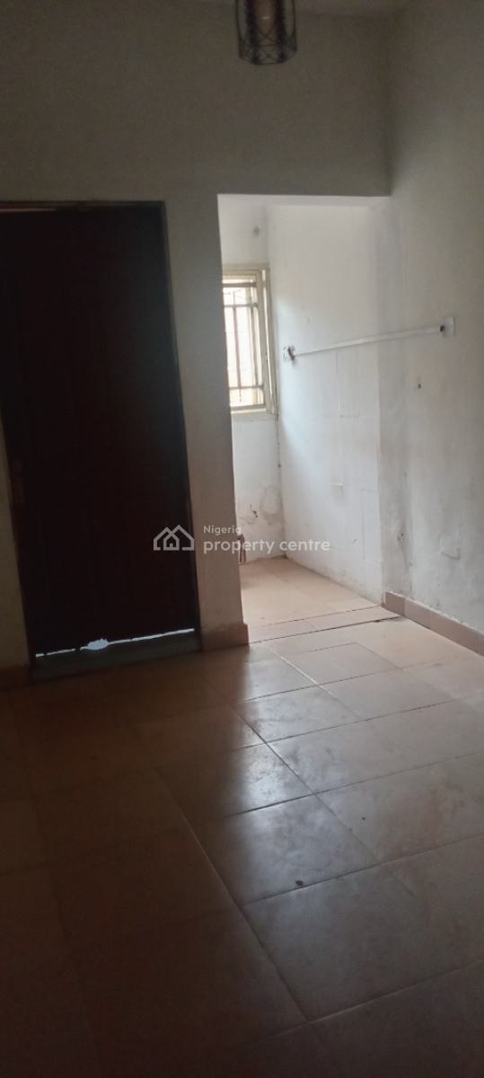 Now Available, Off Mobil Road Ilaje Ajah, Ilaje, Ajah, Lagos, Flat / Apartment for Rent