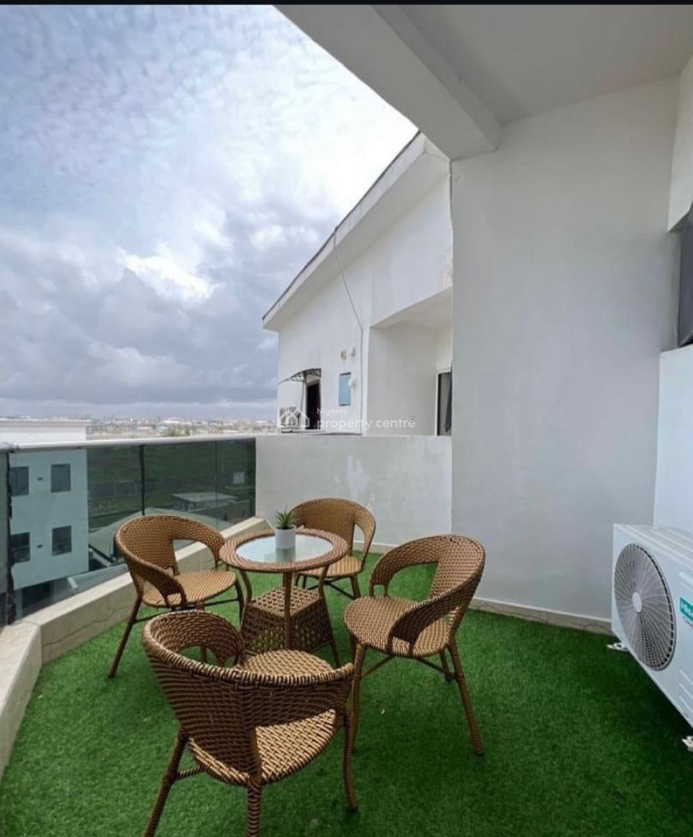 Nicely Built 3 Bedroom Spacious Apartment, Ologolo Lekki, Lekki, Lagos, Flat / Apartment for Sale