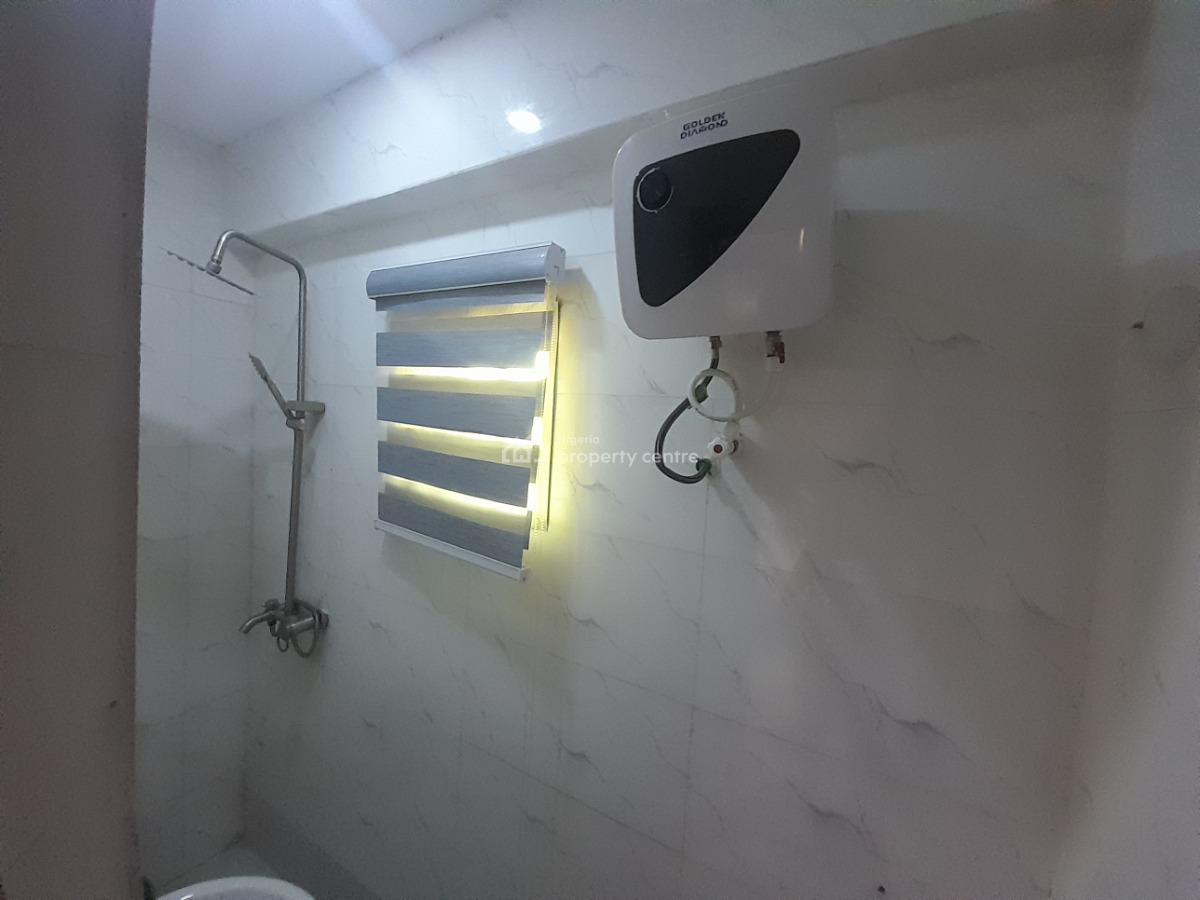 One Bedroom Apartment Luxury Decor Mood Lighting and Netflix for You, Near Shoprite Mall Lounges and Mins to Stadium and Eko Bridge Access, Surulere, Lagos, Flat / Apartment Short Let