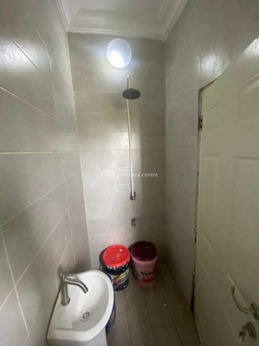 Spacious Room Self Contained with Kitchen in Ikate Lekki, Ikate Elegushi Lekki, Ikate Elegushi, Lekki, Lagos, Self Contain (single Rooms) for Rent
