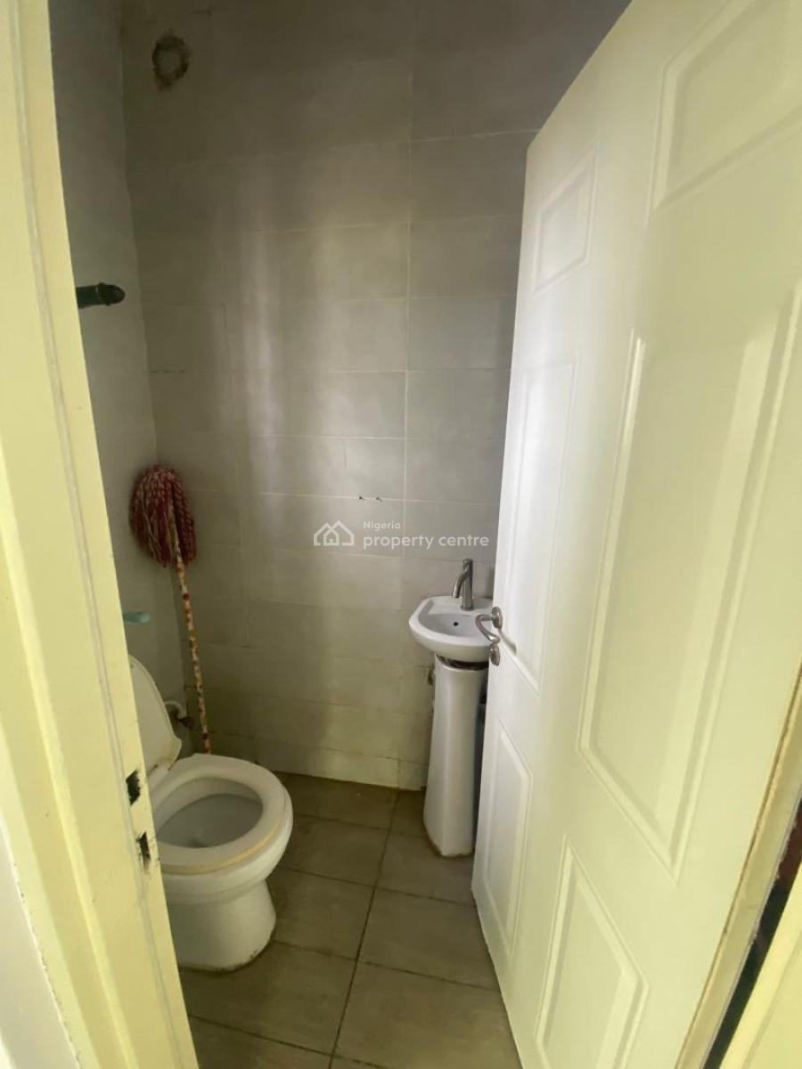 Spacious Room Self Contained with Kitchen in Ikate Lekki, Ikate Elegushi Lekki, Ikate Elegushi, Lekki, Lagos, Self Contain (single Rooms) for Rent