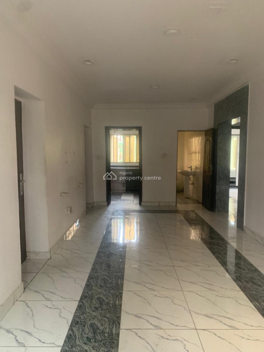 2bedroom Apartment, Off Muritala Eletu Street, Osapa London, Lekki, Lagos, Flat / Apartment for Rent