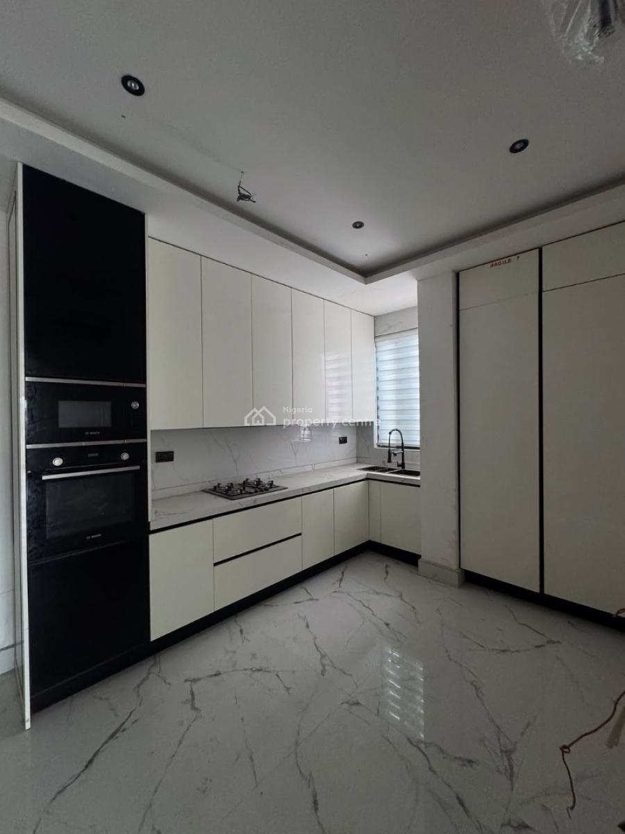 Stylish 4-bedroom Maisonette Offering Scenic Views, Ikoyi, Lagos, Flat / Apartment for Sale