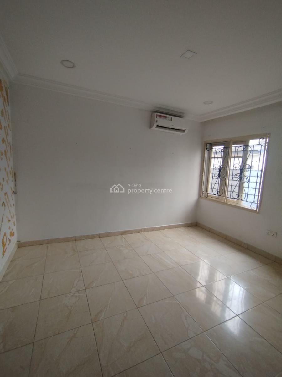4-bedroom Semi Detached House with Bq, Off Admiralty Way, Lekki Phase 1, Lekki, Lagos, Semi-detached Duplex for Sale