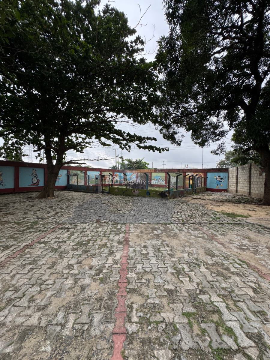 Luxurious High Rise Building in The Heart of Central Mainland, Surulere, Eric Moore, Surulere, Lagos, Block of Flats for Sale