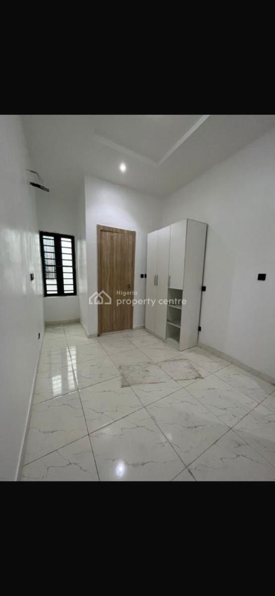 Standard Single Room Selfcontain Duplex Shared Apt (upstairs), Orchid Road Lekki Lagos, Lekki, Lagos, Self Contain (single Rooms) for Rent