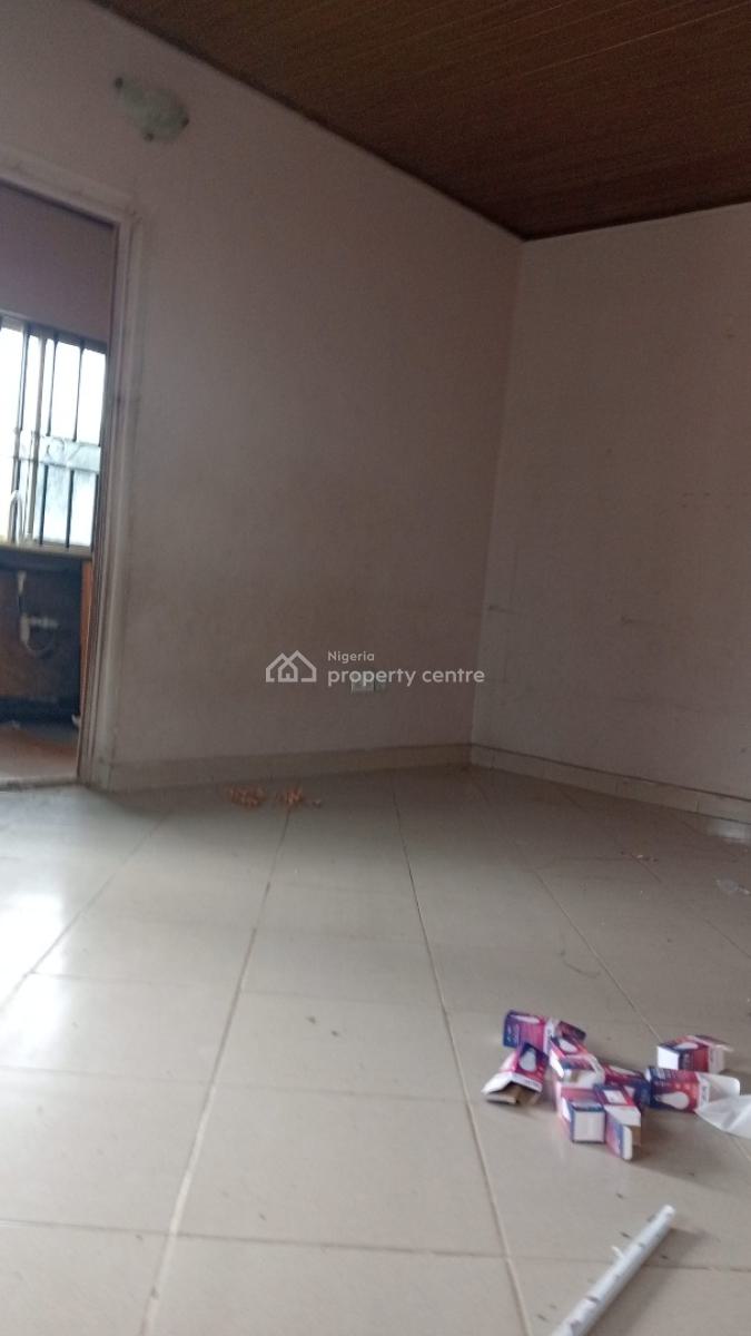 Well Maintained Spacious Room and Parlor Upstairs Available, Bakery Avenue Bogije Town Ibeju Lekki Lagos, Bogije, Ibeju Lekki, Lagos, Mini Flat (room and Parlour) for Rent