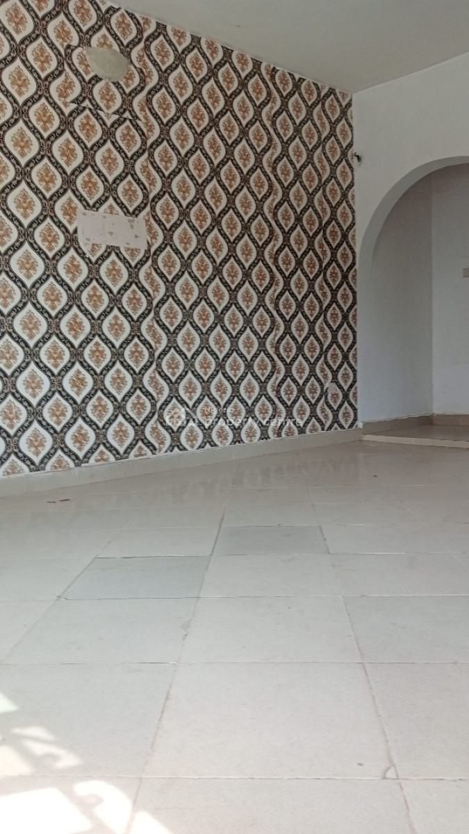 Well Maintained Spacious Room and Parlour Available, Bakery Avenue, Bogije, Ibeju Lekki, Lagos, Mini Flat (room and Parlour) for Rent