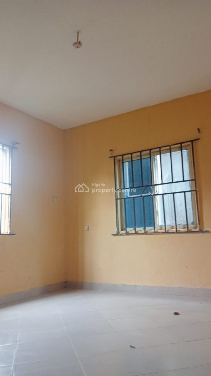 Well Maintained Spacious Room and Parlour Available, Bakery Avenue, Bogije, Ibeju Lekki, Lagos, Mini Flat (room and Parlour) for Rent