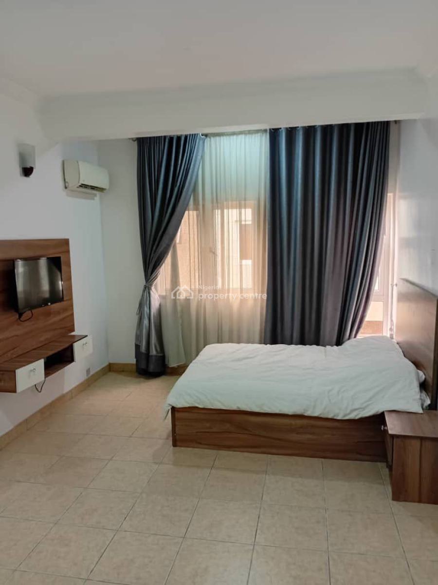 4 Bedrooms Terrace with 1room Bq, Lekki Right, Lekki, Lagos, Terraced Duplex for Sale