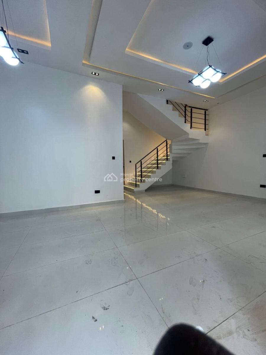 Exquisitely Carved 4 Bed Semi-detached Home with Bq, Sangotedo Back Sky Mall, Ajah, Lagos, Semi-detached Duplex for Sale