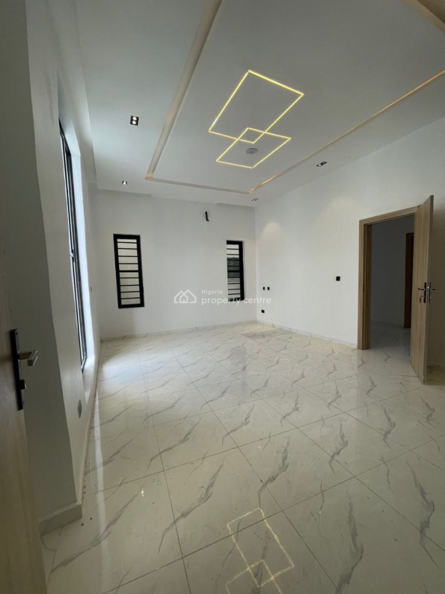 Exquisitely Carved 4 Bed Semi-detached Home with Bq, Sangotedo Back Sky Mall, Ajah, Lagos, Semi-detached Duplex for Sale