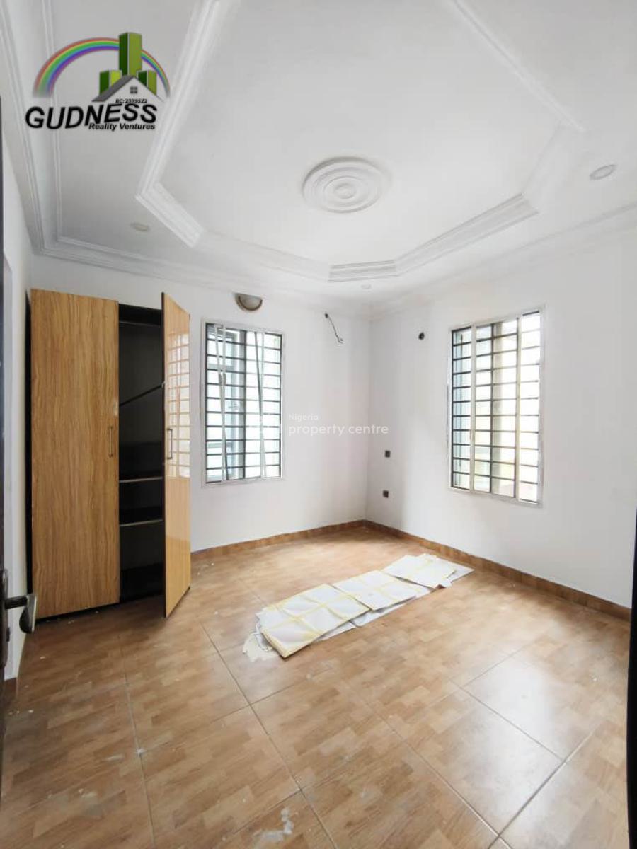 Well Renovated 5 Bedroom Detached Duplex Plus Bq, Ikota, Lekki, Lagos, Detached Duplex for Sale