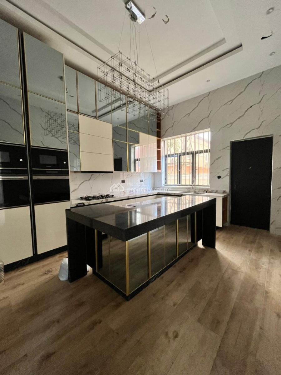 Spacious 5 Bedroom Fully Detached Duplex, Lekki Phase 1, Lekki, Lagos, Detached Duplex for Sale