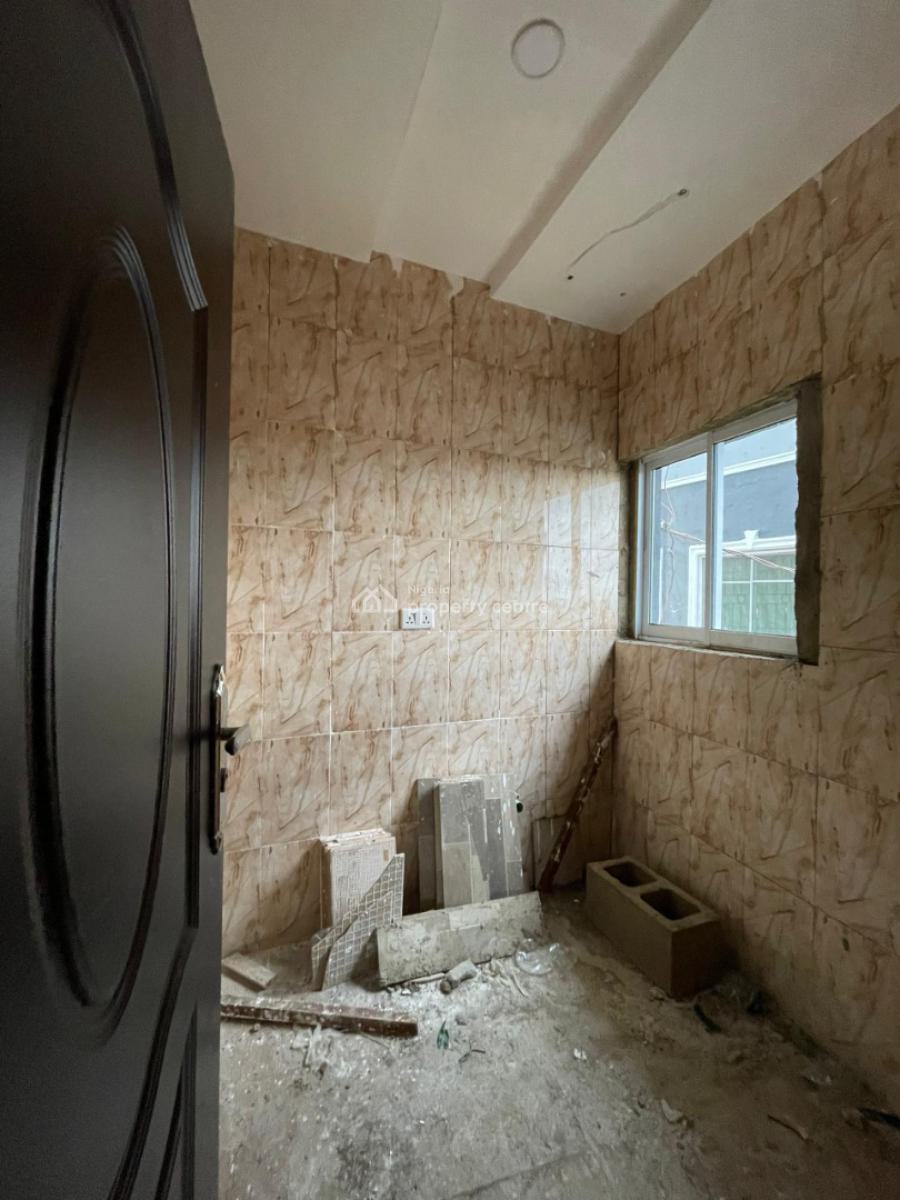 a Big Room Selfcon, Kolapo Ishola Gra, Ibadan, Oyo, House for Rent