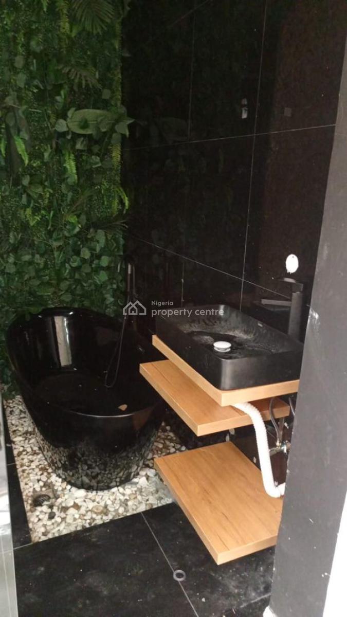 Well Refurbished Two Bedroom Bungalow, Omole Phase 2, Ikeja, Lagos, Detached Bungalow for Sale
