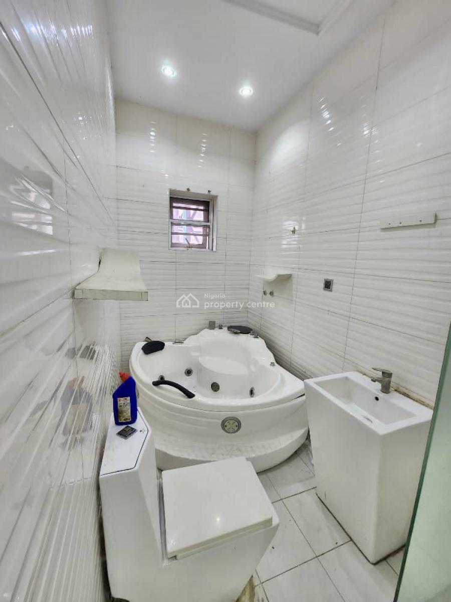 Well Built 4 Bedroom Semi Detached Duplex with Bq, Chevron Drive, Lekki Expressway, Lekki, Lagos, Semi-detached Duplex for Rent