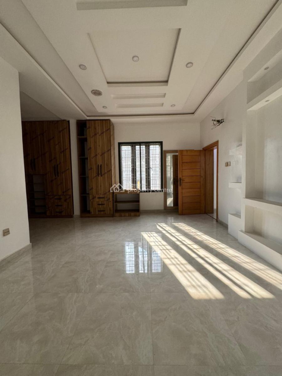 Astonishing 5 Bedroom Fully Detahed Duplex  with Bq, Omole Phase 1, Ikeja, Lagos, Detached Duplex for Sale