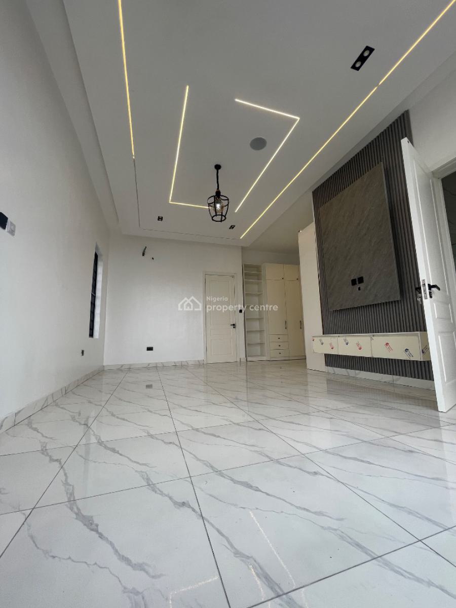 Luxurious 4-bedroom Semi-detached Duplex with Bq -- Prime Location!, General Paint, Near Abraham Adesanya, Ajah, Lagos, Semi-detached Duplex for Sale
