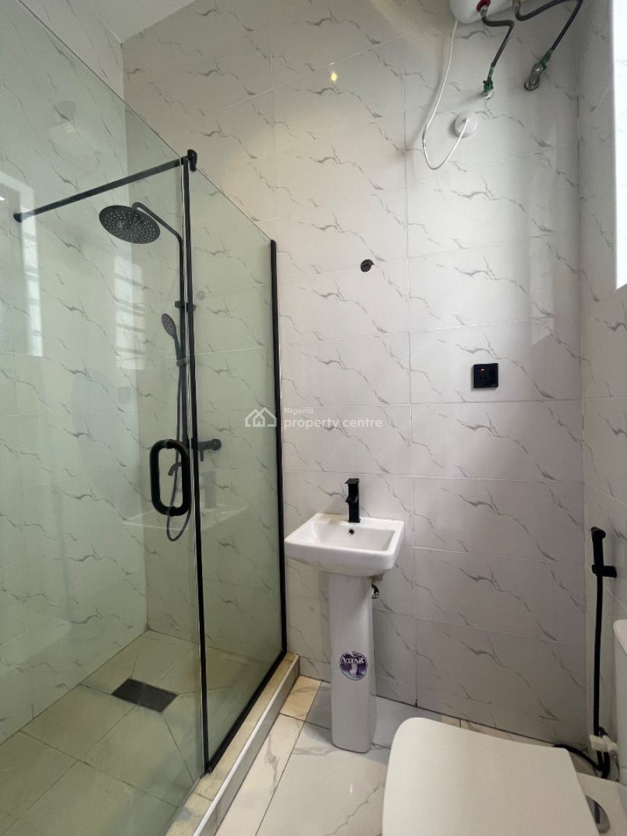 Luxurious 4-bedroom Semi-detached Duplex with Bq -- Prime Location!, General Paint, Near Abraham Adesanya, Ajah, Lagos, Semi-detached Duplex for Sale