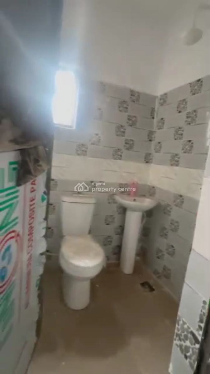 Decent & Spacious Miniflat Apartment, Apapa Road, Ebute Metta West, Yaba, Lagos, Mini Flat (room and Parlour) for Rent
