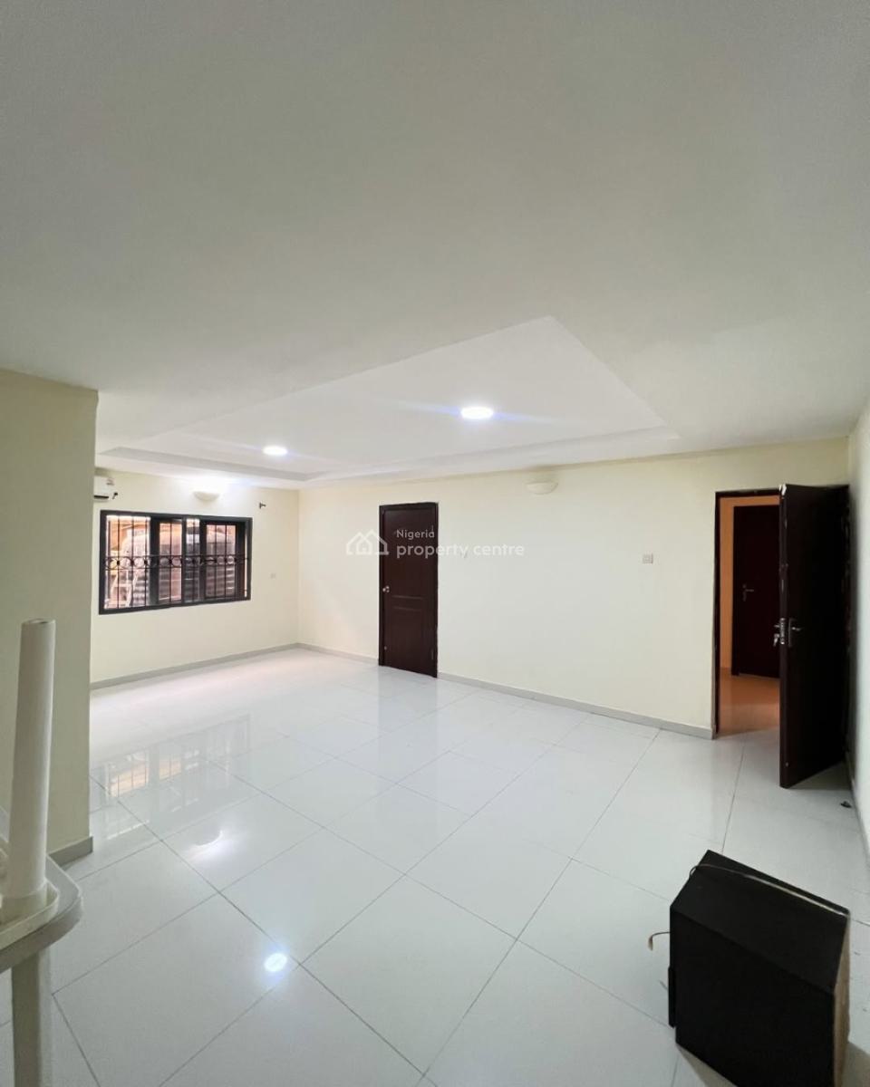 Luxurious 3 Bedroom Apartment with Bq, Victoria Island (vi), Lagos, Flat / Apartment for Rent