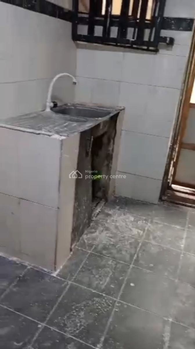 Executive, Very Decent and Standard 3-bedroom Ground Floor Flat, Ifako, Gbagada, Lagos, Flat / Apartment for Rent