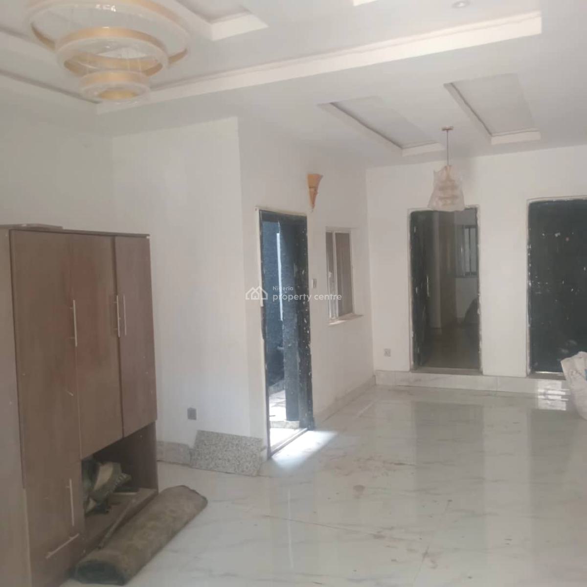 5 Bedroom Terrence Duplex, Guzape District, Abuja, Terraced Duplex for Sale