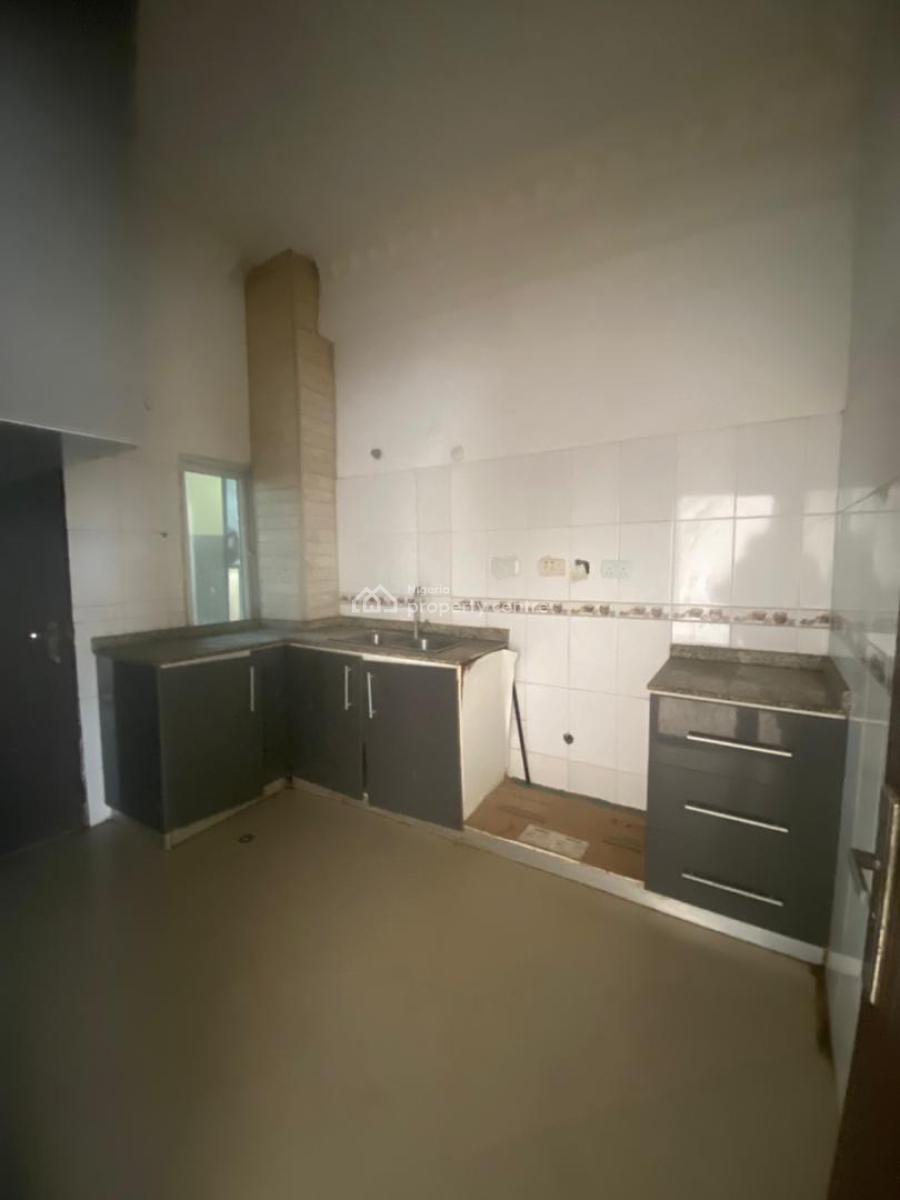 Spacious 3 Bedroom Apartment in a Secure Estate, Eleganza Garden,  Vgc, Lekki, Lekki, Lagos, Flat / Apartment for Rent