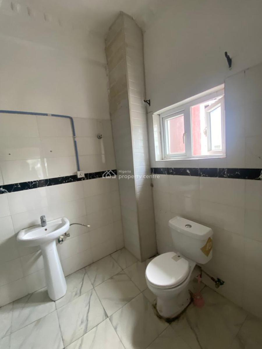 Spacious 3 Bedroom Apartment in a Secure Estate, Eleganza Garden,  Vgc, Lekki, Lekki, Lagos, Flat / Apartment for Rent
