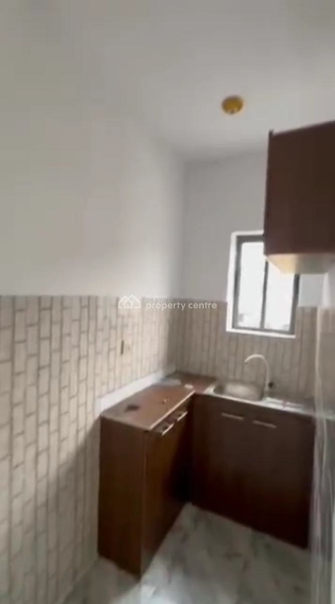 Executive, Very Decent, Standard & Spacious Miniflat, Off Pedro Road, Shomolu, Lagos, Mini Flat (room and Parlour) for Rent