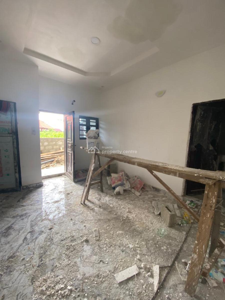 Cozy Mini Flat, Theran Annex/ogombo, Ogombo, Ajah, Lagos, Mini Flat (room and Parlour) for Rent