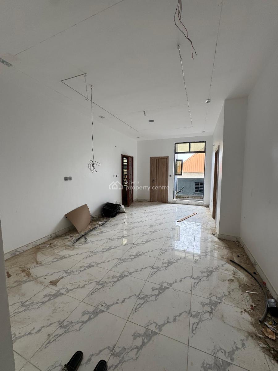 Luxury 2/3 Bedroom Apartment with a Swimming Pool & Gym House, Orchid Road, Lekki, Lagos, Flat / Apartment for Sale