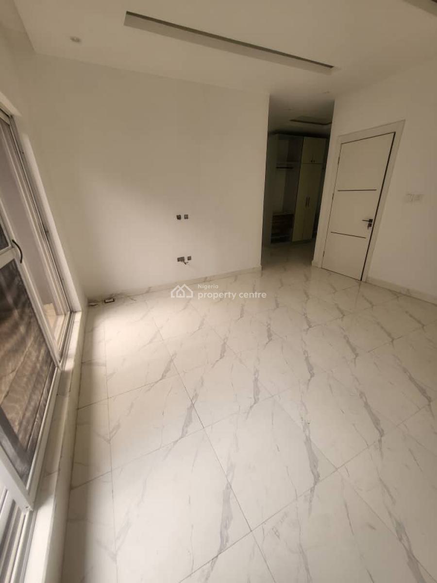 Serviced 4 Bedrooms Terrace House with Bq, Lekki Phase 1, Lekki, Lagos, Terraced Duplex for Rent