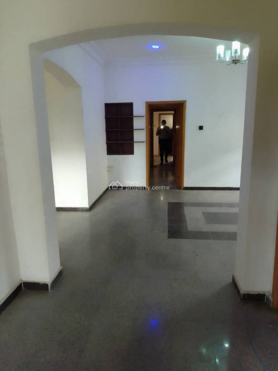 3 Bedroom Apartment with Bq, Lekki Phase 1, Lekki, Lagos, Flat / Apartment for Rent