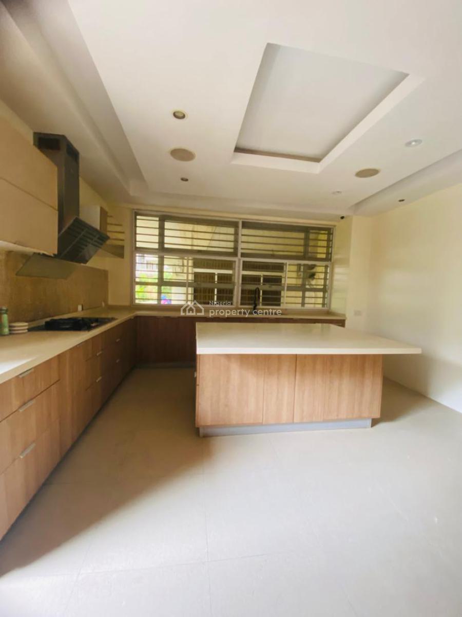 Massive 4 Bedroom Maisonette Duplex with Bq, Banana Island Road, Banana Island, Ikoyi, Lagos, Terraced Duplex for Rent