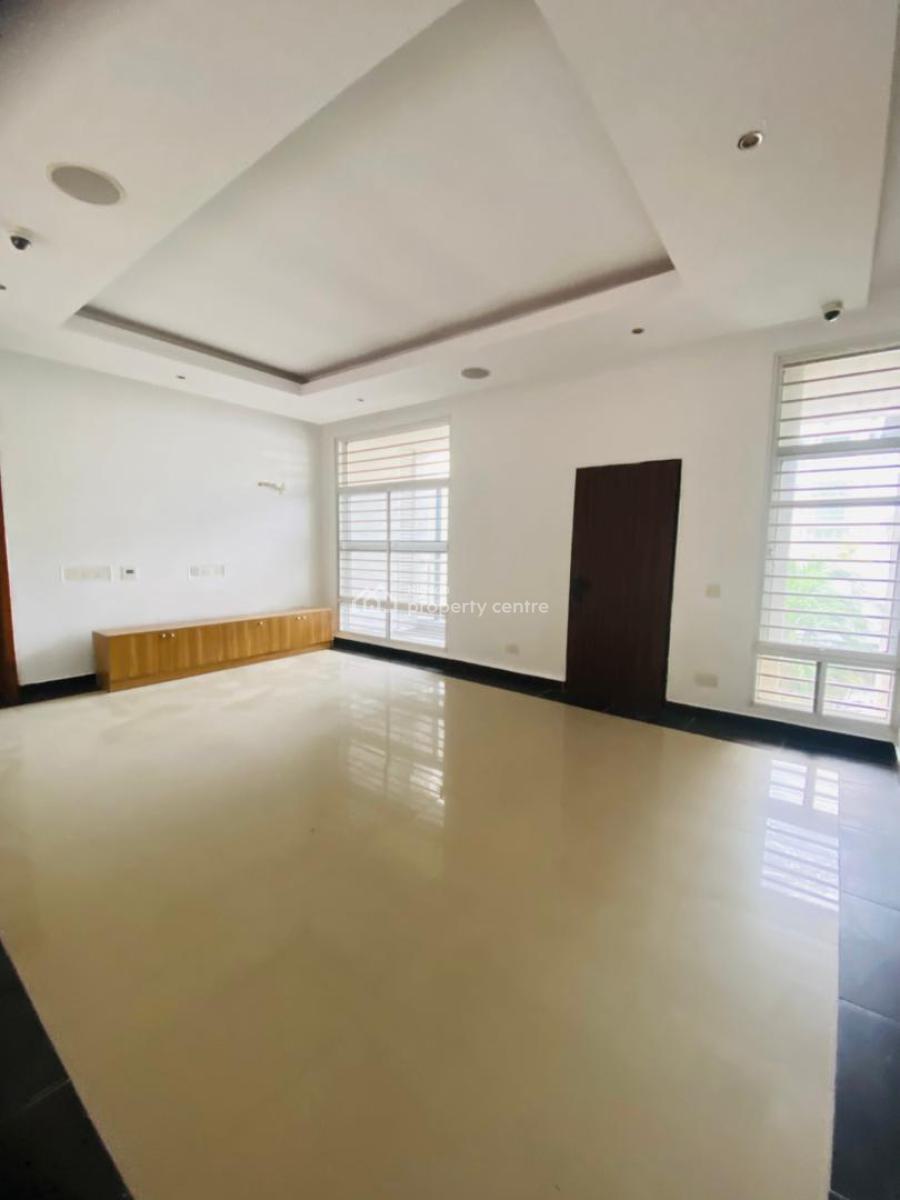 Massive 4 Bedroom Maisonette Duplex with Bq, Banana Island Road, Banana Island, Ikoyi, Lagos, Terraced Duplex for Rent
