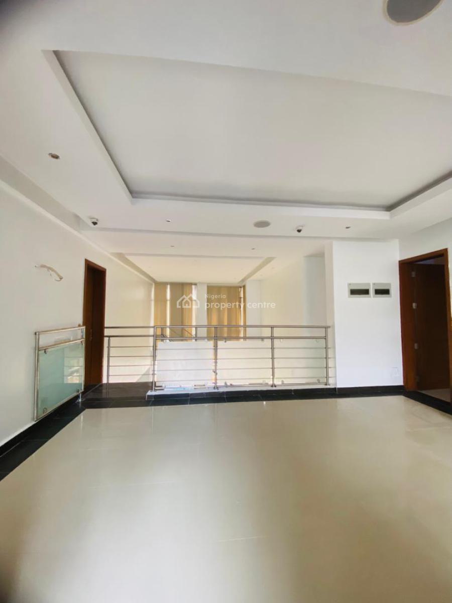 Massive 4 Bedroom Maisonette Duplex with Bq, Banana Island Road, Banana Island, Ikoyi, Lagos, Terraced Duplex for Rent