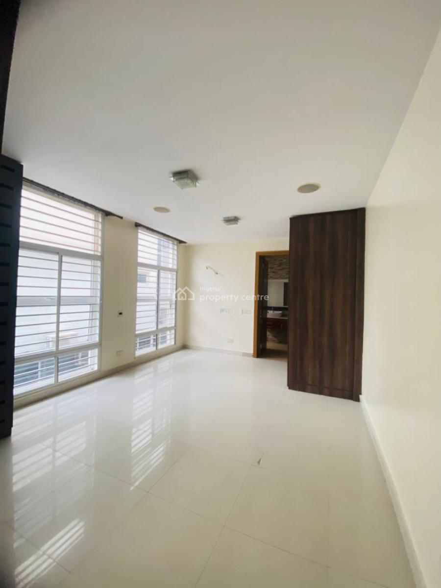 Massive 4 Bedroom Maisonette Duplex with Bq, Banana Island Road, Banana Island, Ikoyi, Lagos, Terraced Duplex for Rent