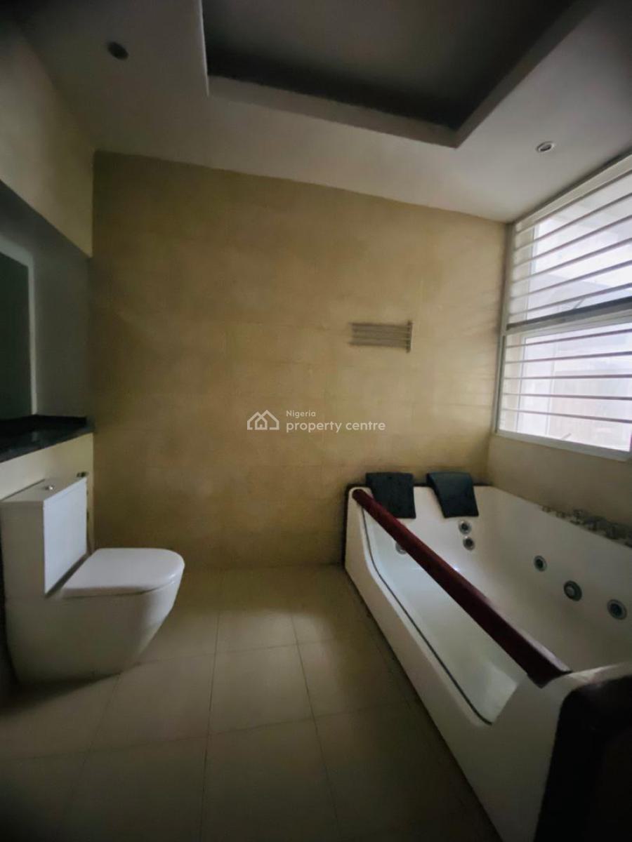 Massive 4 Bedroom Maisonette Duplex with Bq, Banana Island Road, Banana Island, Ikoyi, Lagos, Terraced Duplex for Rent