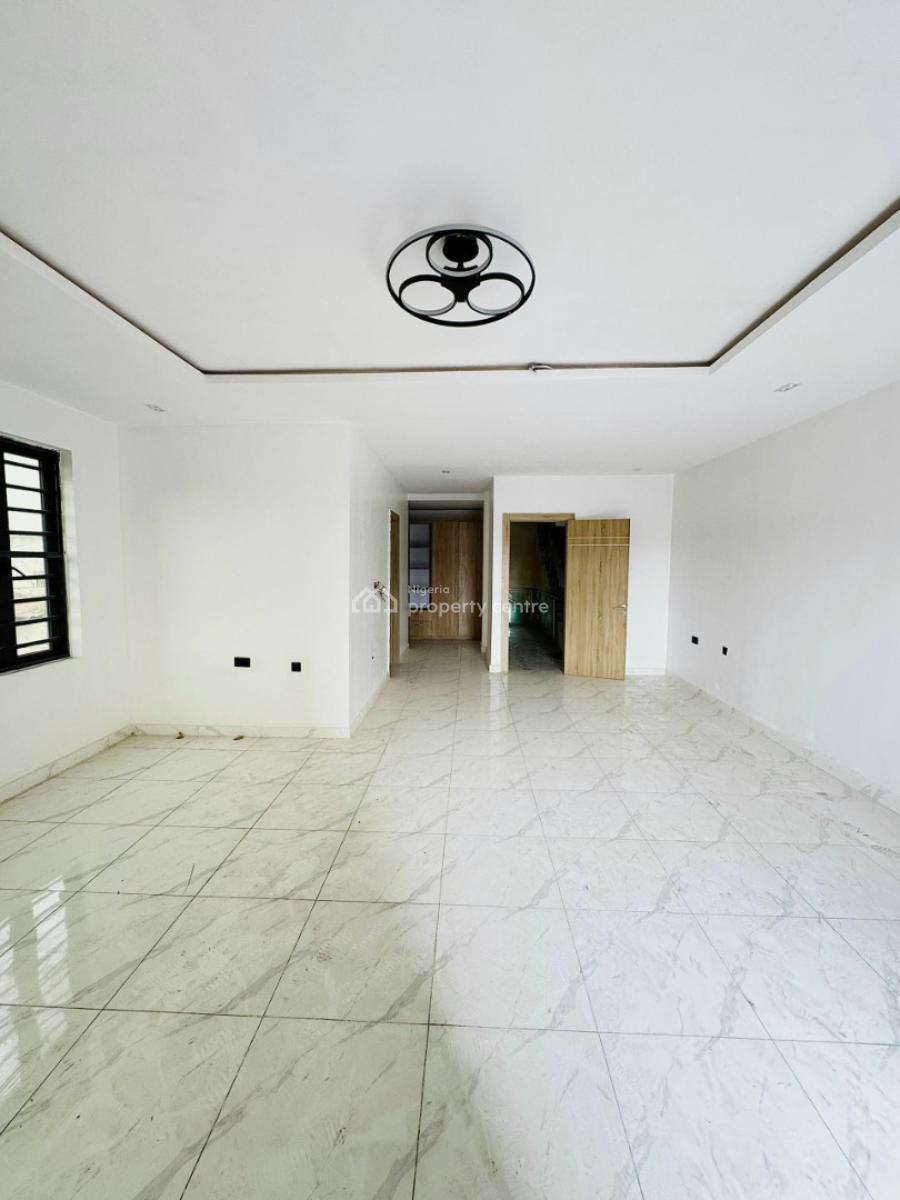 5 Bedroom Semi-detached Duplex with Boys Quarters & Security House, Lekki Phase 1, Lekki, Lagos, Semi-detached Duplex for Sale